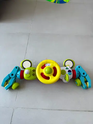 Baby clip-on steering wheel activity toy with lights and sounds