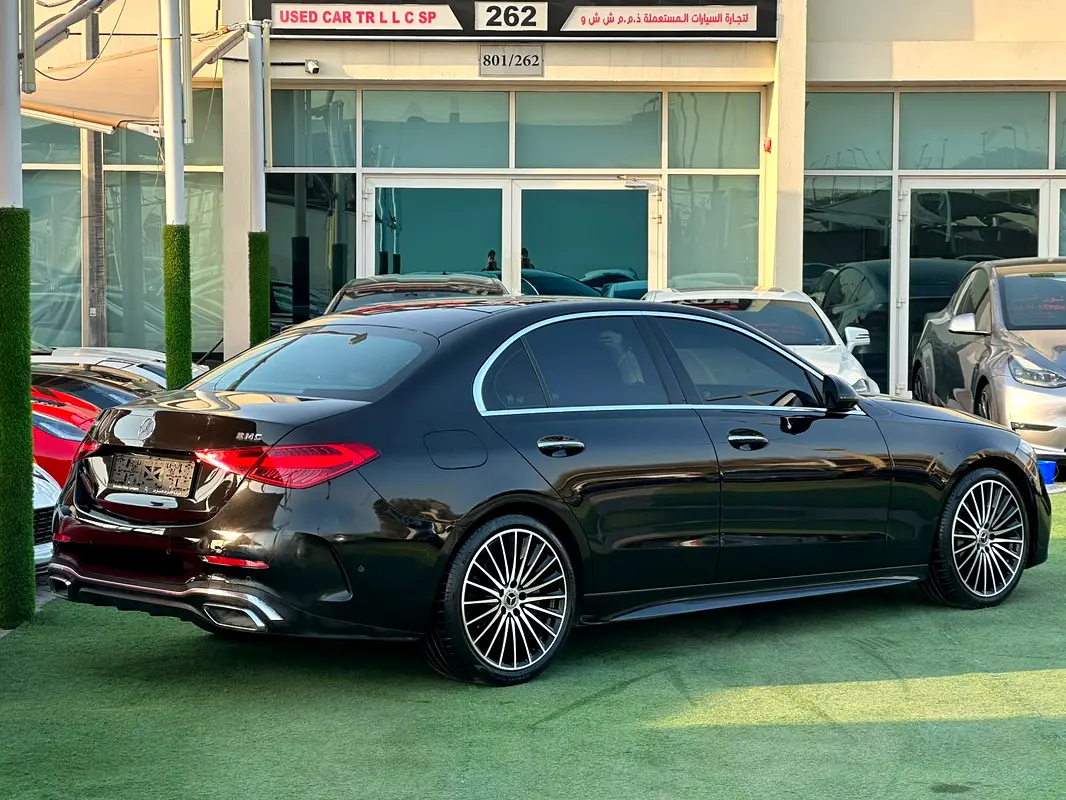 Mercedes-Benz C-Class 2024