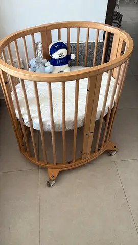 Stokke sleepi mini , stokke crib