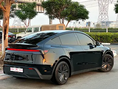 صورة 2 لـ 2025 Tesla MODEL Y