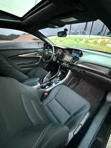 2017 Honda ACCORD 缩略图 14