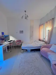 Room for rent (ladies or couple)