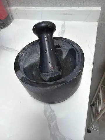 crushing spices