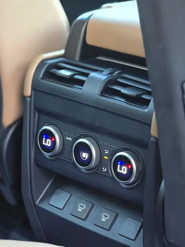 Land Rover Defender 110 X-Dynamic HSE, миниатюра 15