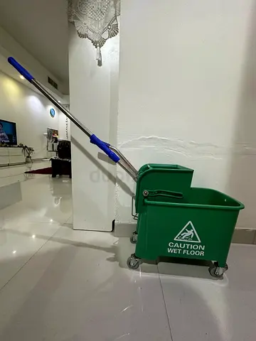 Cleaning mob