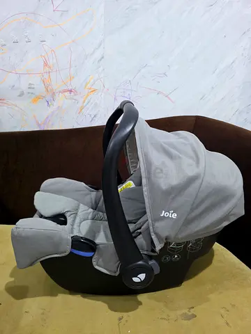 Joie infant car seat - gently used, grey