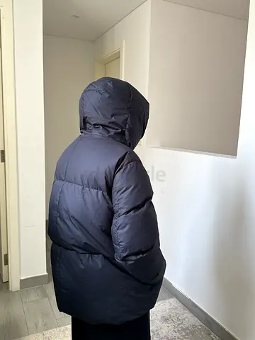 Canada goose puffer jacket for winter