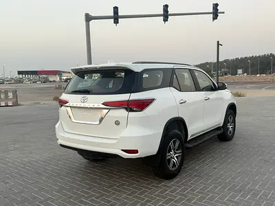 2016 Toyota FORTUNER 照片 7