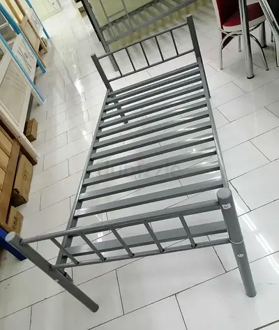 Stylish Metal Bed, 4x6 FT approx