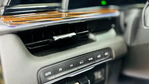 2022 Cadillac ESCALADE — миниатюра 15