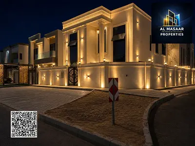 Corner unit with two streets, custom finishing, 5 master bedrooms with private pool, price includes registration and ownership fees for all nationalities.