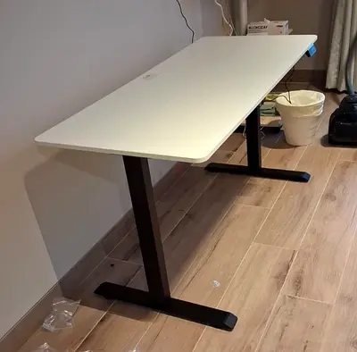 electric sit/stand height adjustable desk 140x60cm