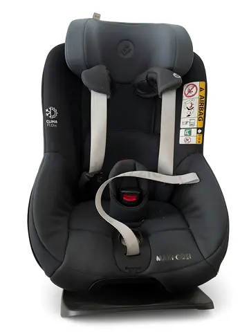 Maxi-Cosi Infant/Toddler 360 degree Car Seat - Good Condition