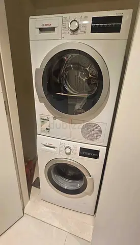 Bosch front load washer and dryer stack - good condition
