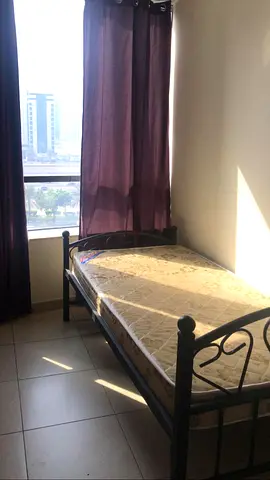 Single bed with matress