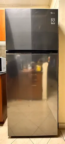 LG Frost-Free Refrigerator – 395L - Excellent Condition