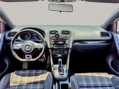 صورة 9 لـ 2012 Volkswagen GOLF GTI