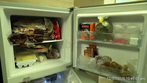 Hitachi fridge