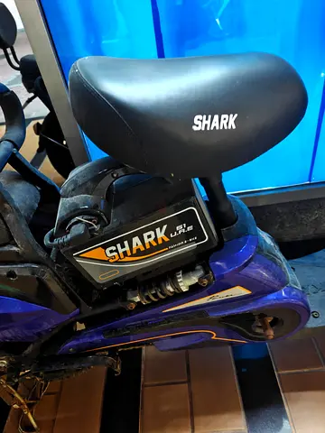 Shark electric scooter / e-bike — used, needs minor repair