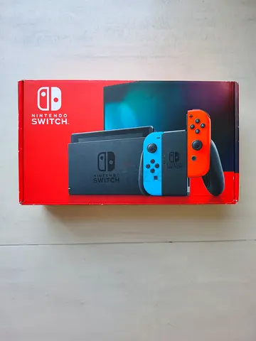 Nintendo Switch with Joy-Cons, Pro Controller, Dock, Charger and 7 Games - Good Condition