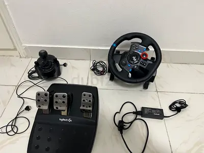 Logitech G29 Driving Force Racing Wheel, Pedals and Shifter