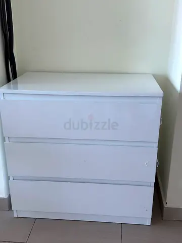 White 3-Drawer Chest / Dresser - Compact and Clean