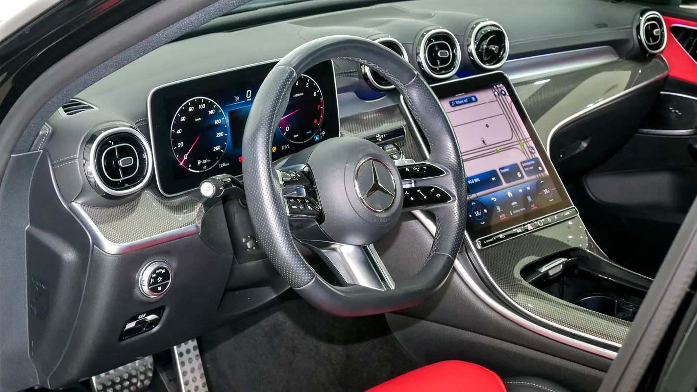 Mercedes-Benz C-Class 2025