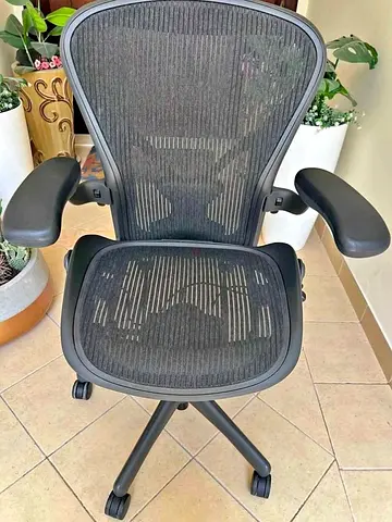 Herman Miller Aeron chair for selling.good condition only little use