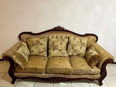 Classic Carved Wood 3-Seater, 2-Seater and 1-1 Seater Sofa with 8 Matching Pillows and 2 arm rests