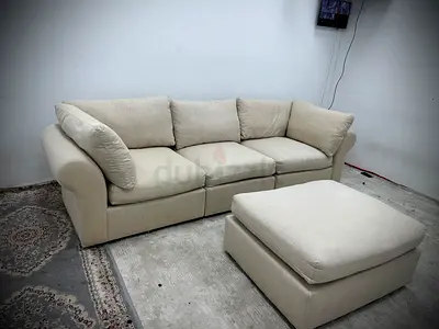 Like new condition pottery barn modular sofa
