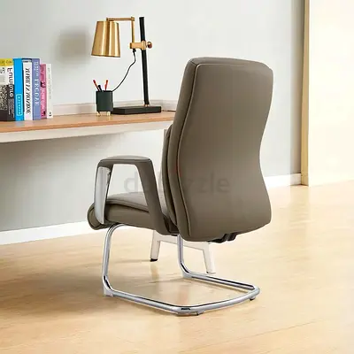 Imported Leather Visitor Chair 💺