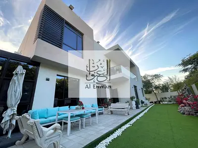 ڤيلا بالحوشي ڤيلا مساحه كبيره وسعر مميز للبيع