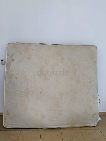 Used double mattress - stained, needs cleaning or reupholstery. Size - 180*200cm