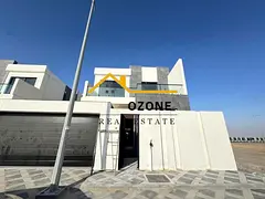 Luxuries hot spacious 5bhk villa with balcony prime location ready to move