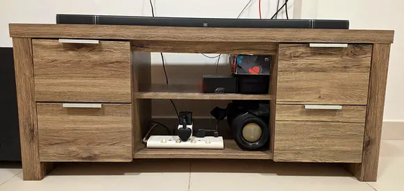 Pan home tv table