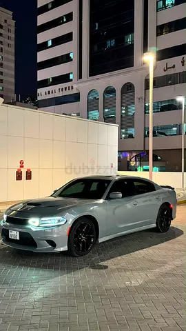 Dodge Charger SXT Plus 2019 - Excellent Condition - Loaded with Features
