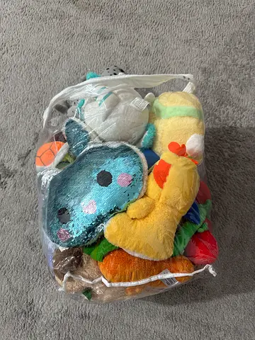 Bundle of assorted plush toys / stuffed animals - used