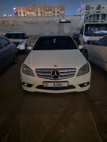 Mercedes-Benz C-Class C200 2011 GCC Specs - Excellent Condition