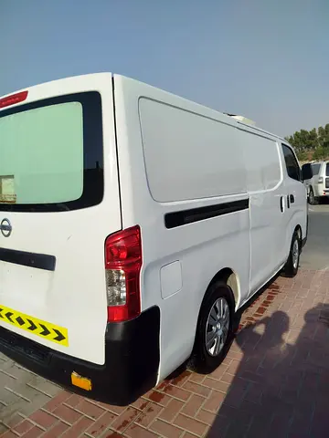 2015 Nissan URVAN — фото 12
