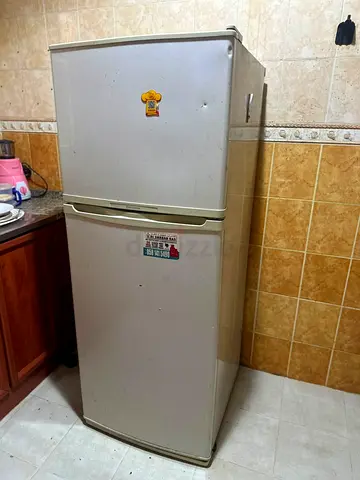 ثلاجة