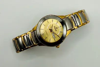 Sveston Watch