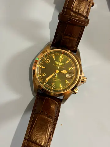 Seiko alpinist, new generation. SPB507  Brown leather strap and green dial.