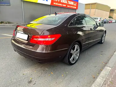 2013 Mercedes-BENZ E-CLASS photo 10