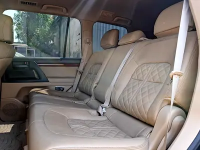 صورة مصغرة 13 لـ 2015 Toyota LAND CRUISER
