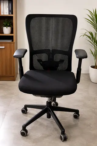 Howarth zody office chair