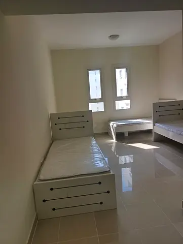 Executive bed space 900 ladies bed space