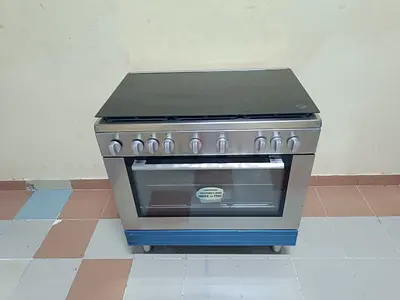 Whirlpool brand full gas cooker 5 burner 90 / 60 cm