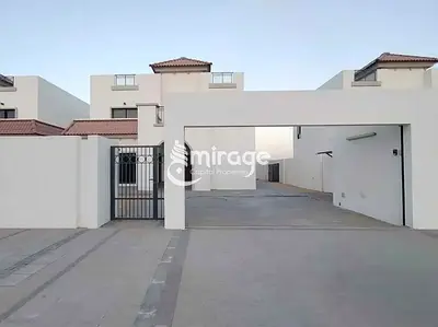 Ready To Move In | 3BR Villa | Full Amenities