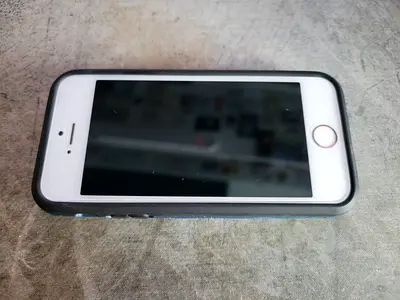 iPhone SE 2016 (1st Gen) 64GB Rose Gold