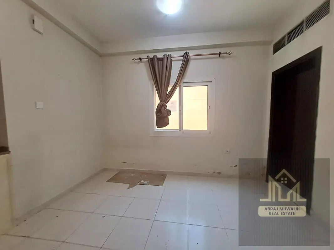 Studios available neat and clean ready to move yearly for family good price